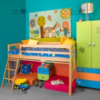 <p>
	Мебель для детской комнаты.</p>
